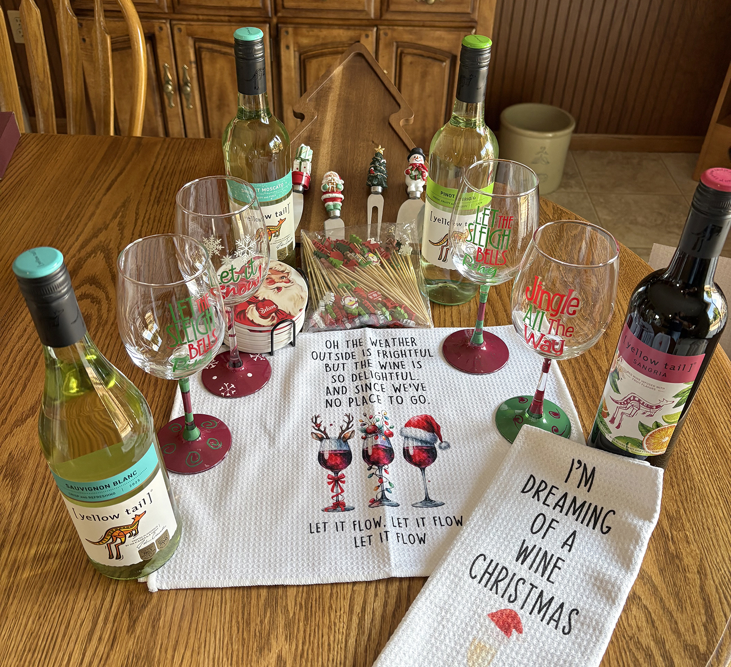 Christmas wine.jpg