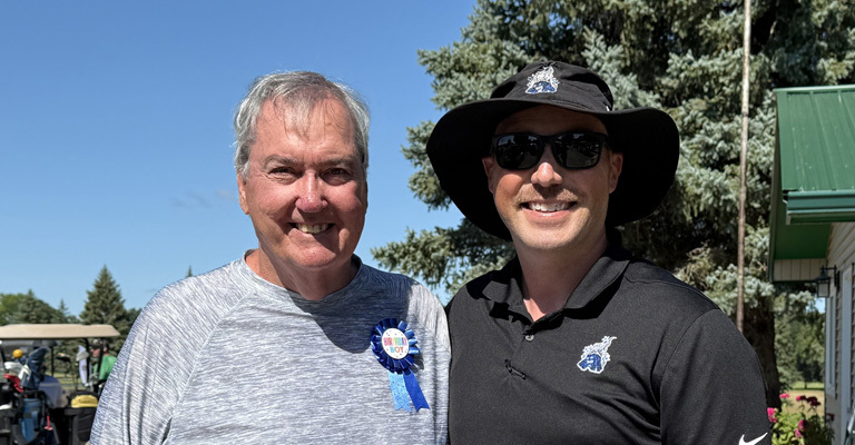 Alumni, friends, and golf come together in support of Comets Baseball