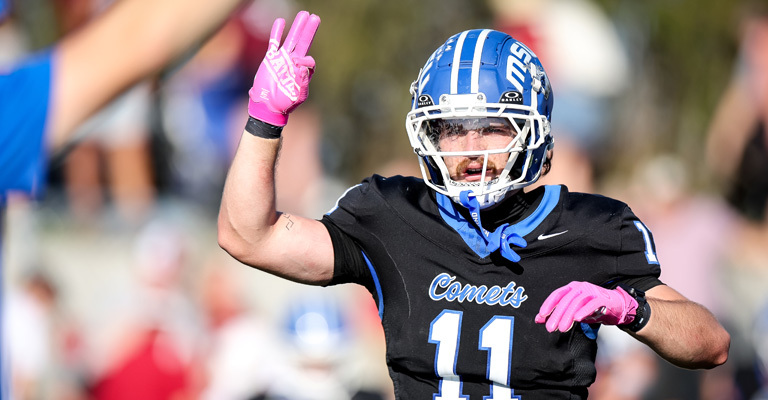 Comet Nation rallies around #3 while Mayville State captures a thriller on a last-second kick