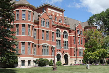 Mayville_State_University_Old_Main-web.jpg