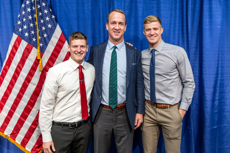 MSU students meet Peyton Manning.jpg